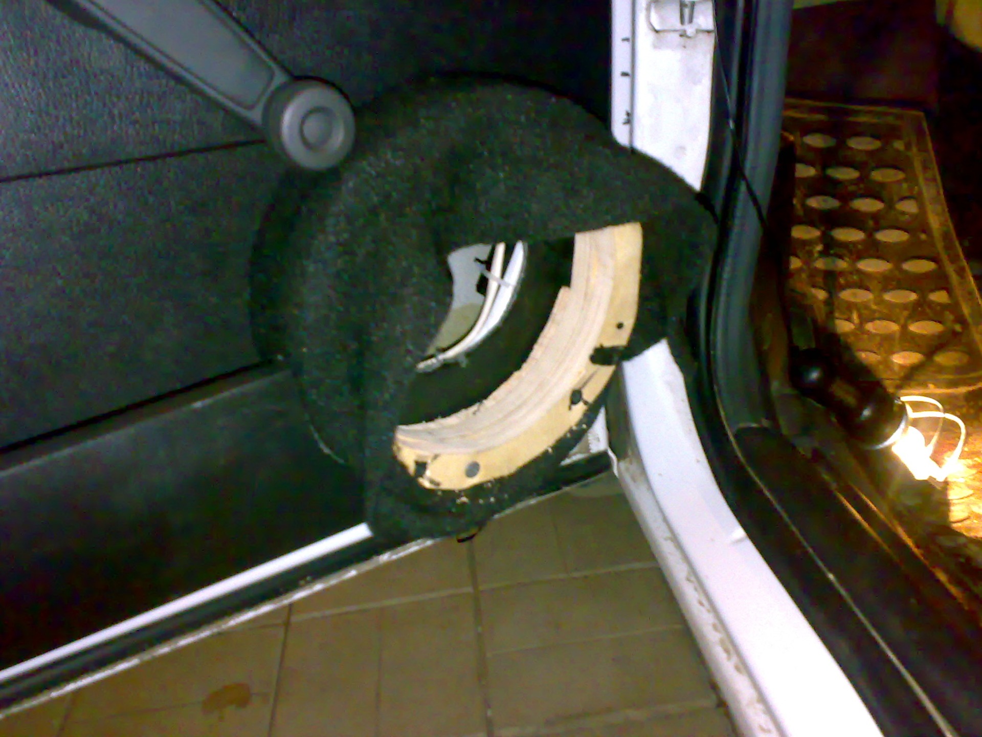 акустика в передние двери. акустика в передние двери. штатная акустика ваз 2107. громкая акустика в штатные места приора. штатные динамики лада гранта 2022.