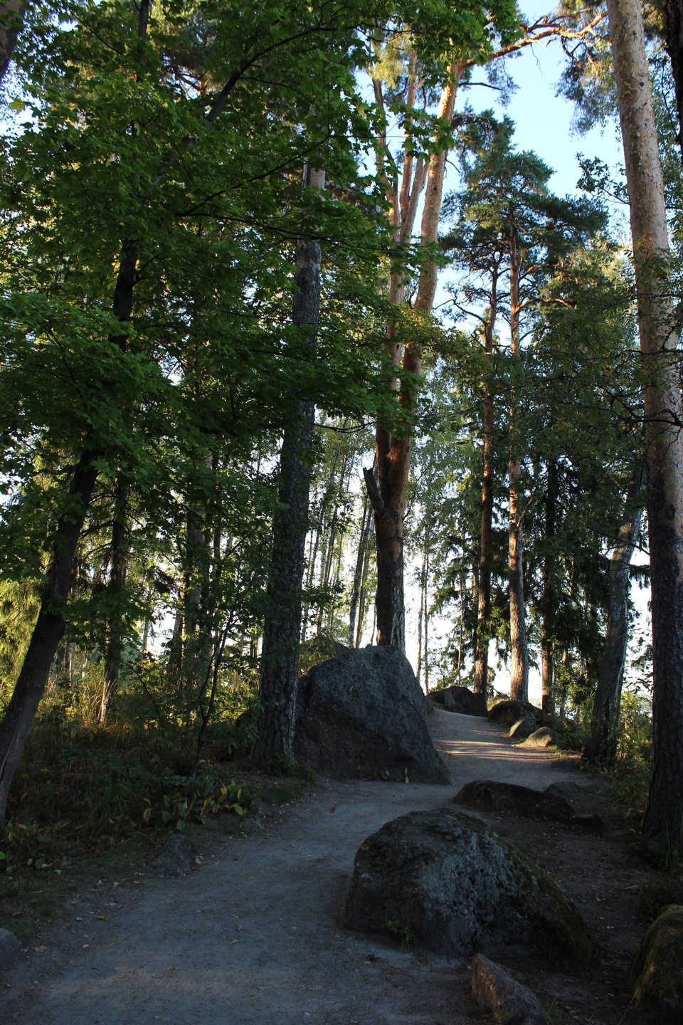Музей заповедник монрепо. Скалистый парк выборг. Город выборг парк монрепо. План парка монрепо. Жд вокзал выборга - парк монрепо.