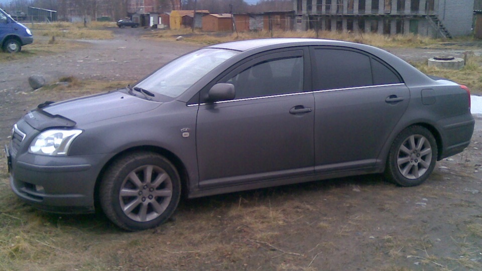 Таета Авенсис Версо 2003 2,0Дизель Масло