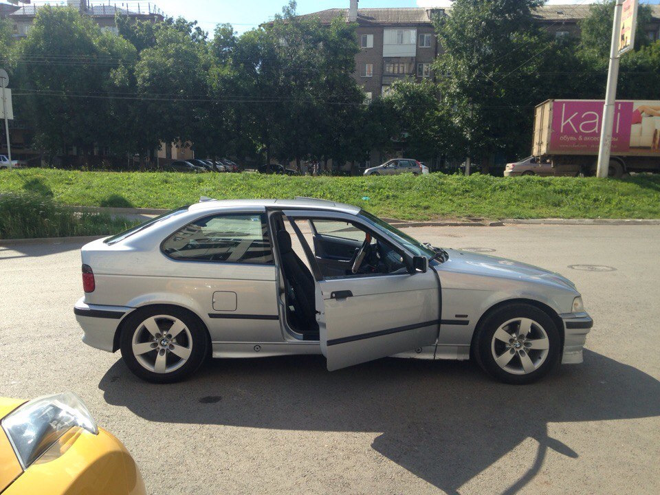 Месяц восьмой и день третий. 3 года. З блин года! — BMW 3 series (E36/5 ...