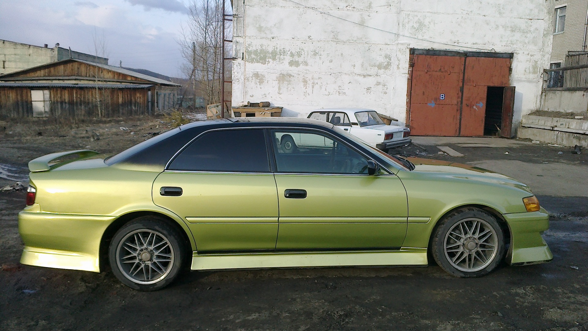 Toyota Chaser (100) 2.0 бензиновый 1998 | Зелёный ЧАЙ ---- 綠茶 -- на DRIVE2