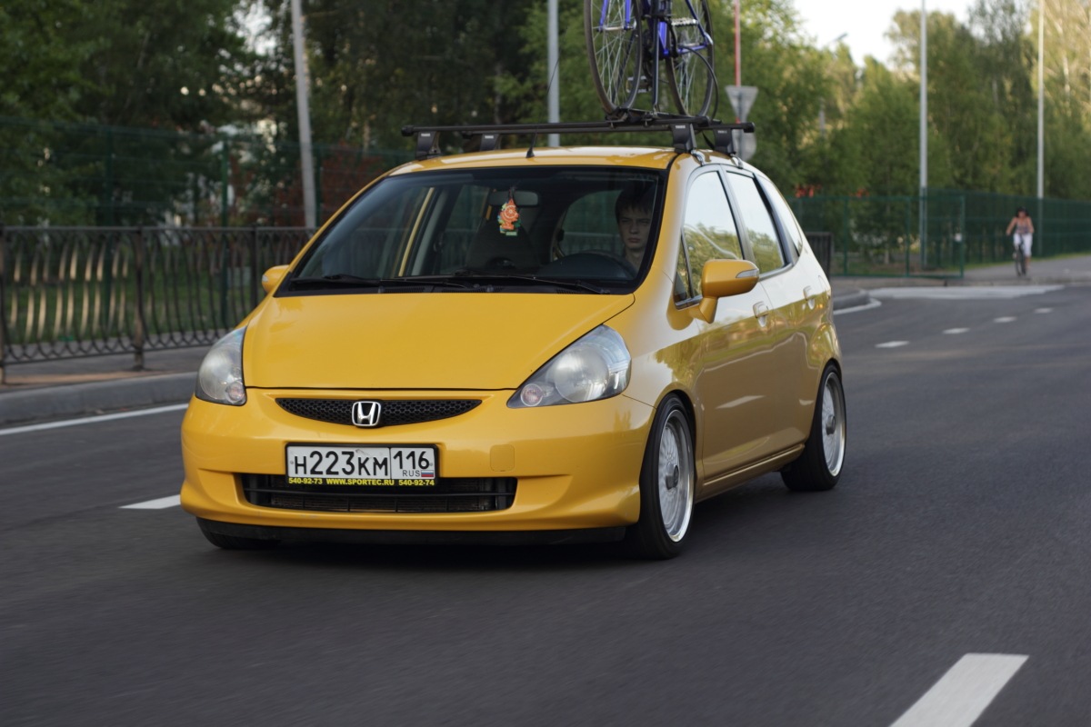 Фото в бортжурнале Honda Jazz (1G). Запчасти на фото: RU540