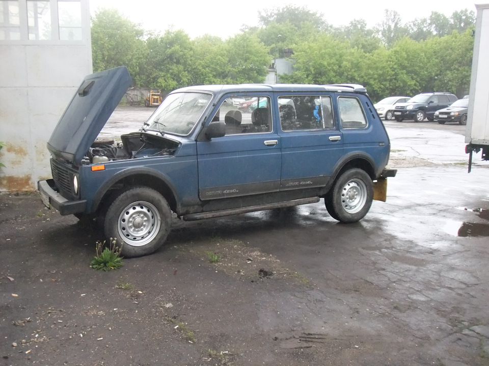 Какие-никакие, а тапочки ))) — Lada 2131, 1,7 л, 2002 года | колёсные ...