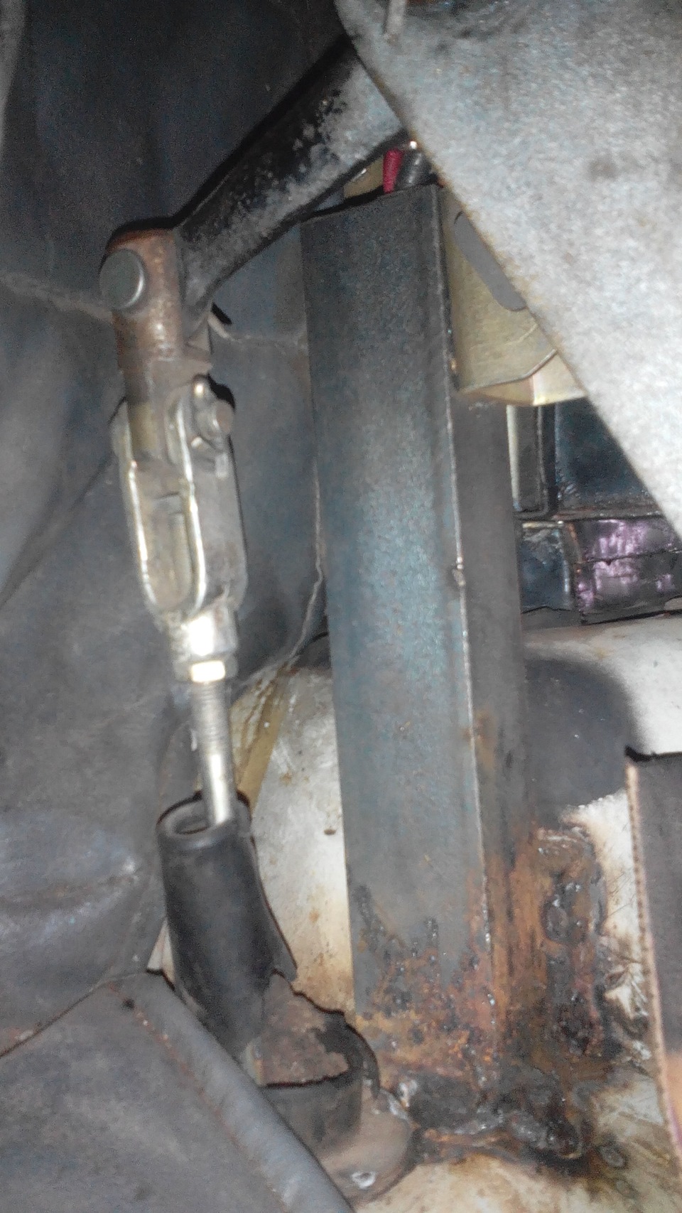 Установка педали от Волги газ 3110 — УАЗ 3909, 2,4 л, 2005 года ...