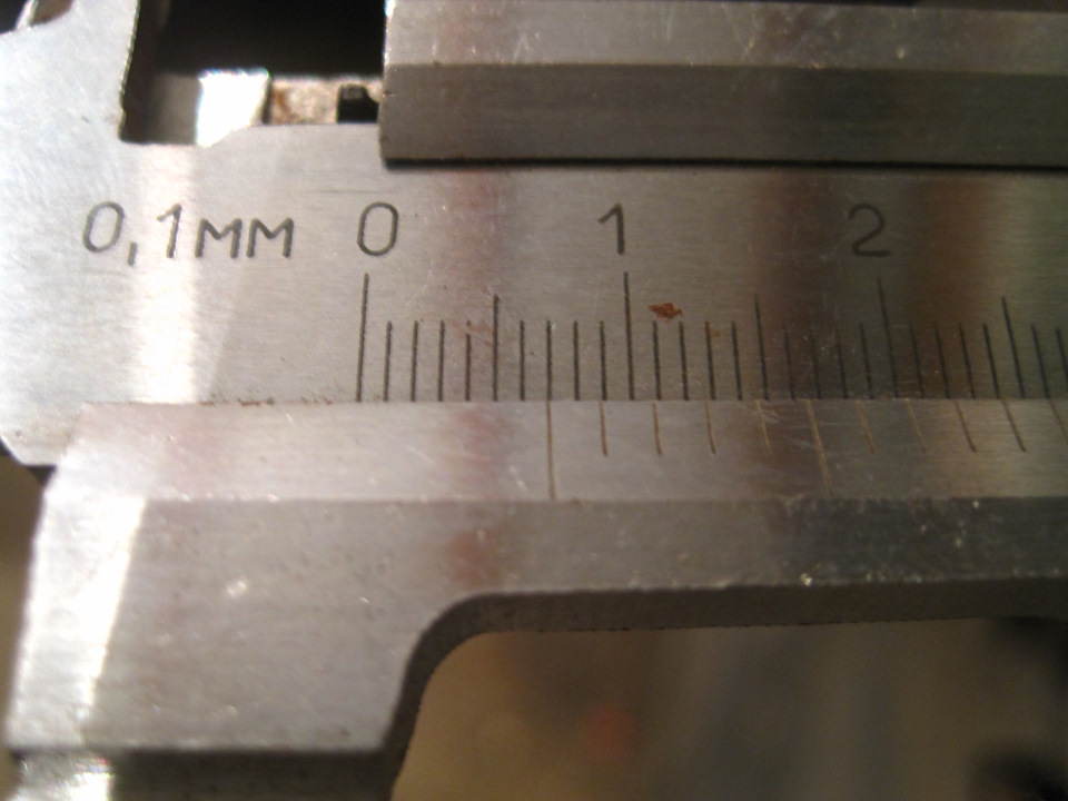 8. Те, которые спереди показали 7мм, т.е. стёрлись довольно значительно на 3 мм. — Renault Duster (1G)