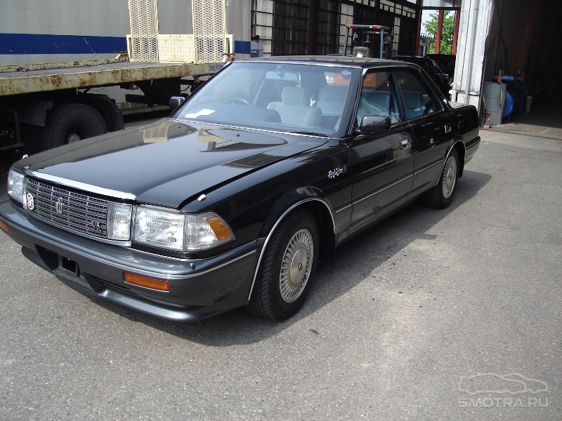 91 года выпуска. Toyota Crown s130. Тойота Краун 130. Toyota Crown s130 черный. Toyota Crown 1990.