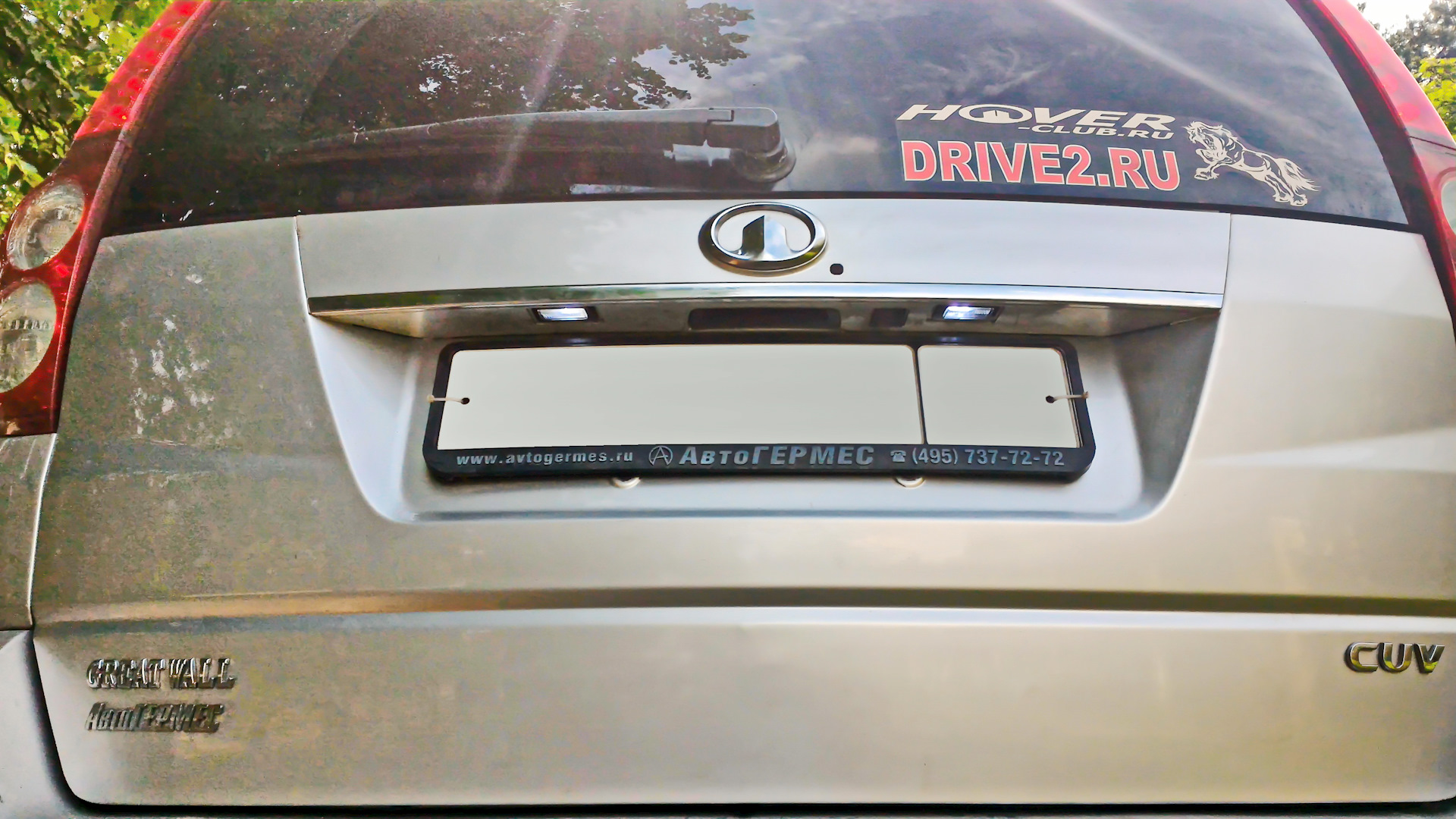 Пластиковая накладка на заднюю дверь. Накладка багажника Hover h5. Накладка крышки багажника Hover h5. Ховер н5 накладка двери задка. Накладка двери багажника Hover h5.