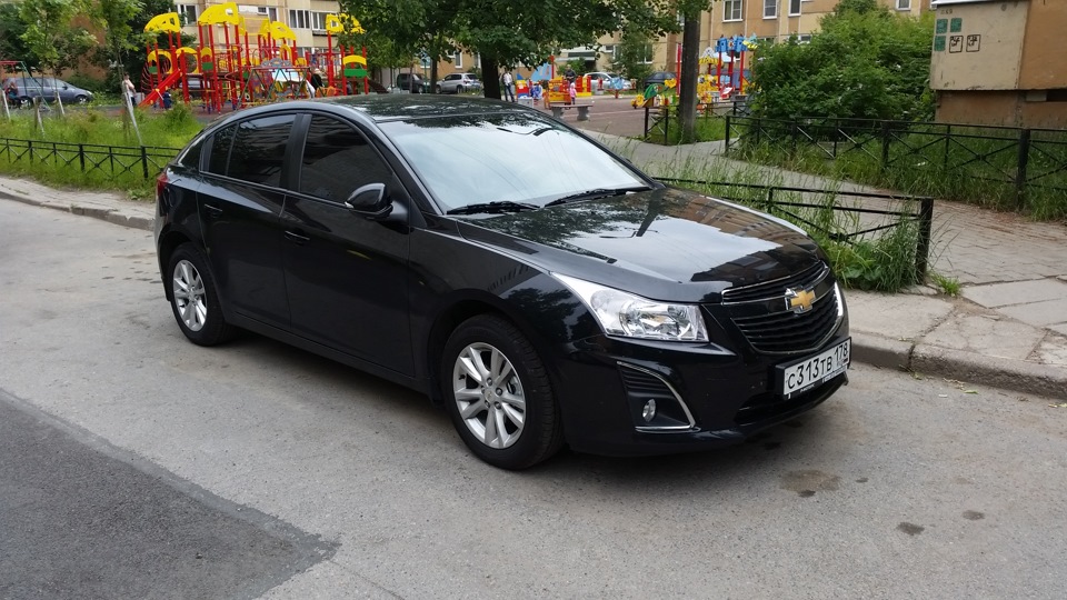 Chevrolet Cruze 2014 хэтчбек черный