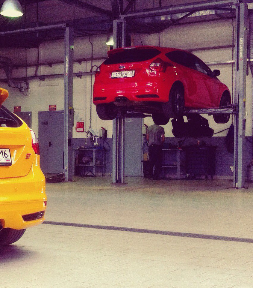 Замена стоек опорников сальника и колодок — Ford Focus III ST, 2 л ...