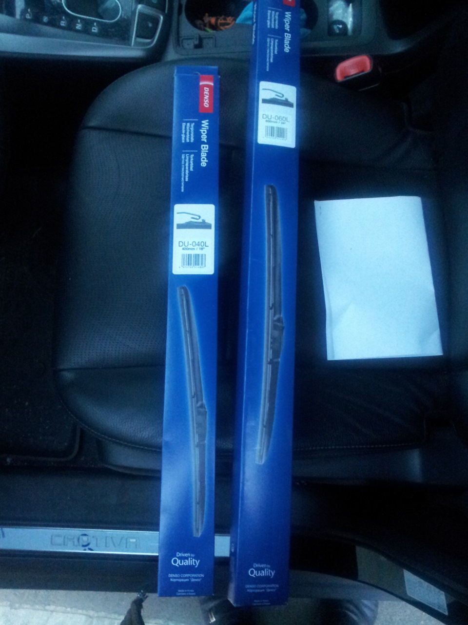 Denso wiper blade hybrid. Du-040l