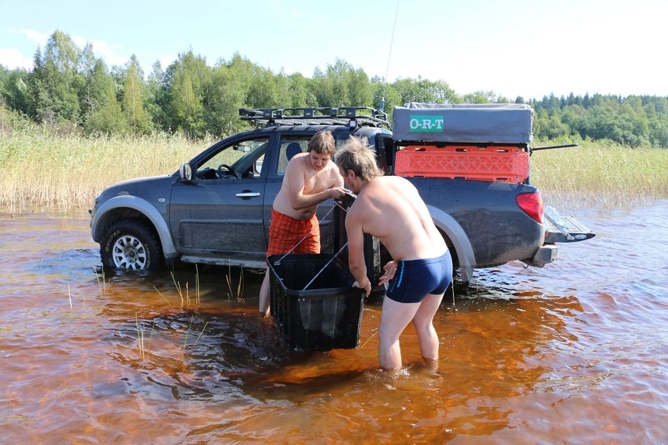 Karelia Day 81 The invention of the washing machine and as we tried to eat bees
