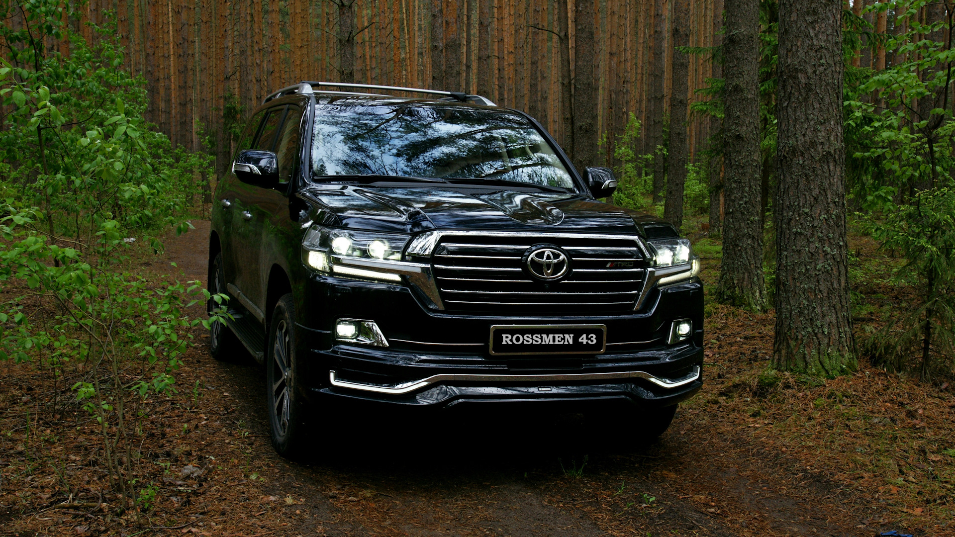 Мерседес крузак. Тойота ленд Крузер 200 Бандитский. Toyota Land Cruiser 200 бандиты. Toyota Land Cruiser 200 Нурминский. Тойота ленд Крузер 200 и Гелик.