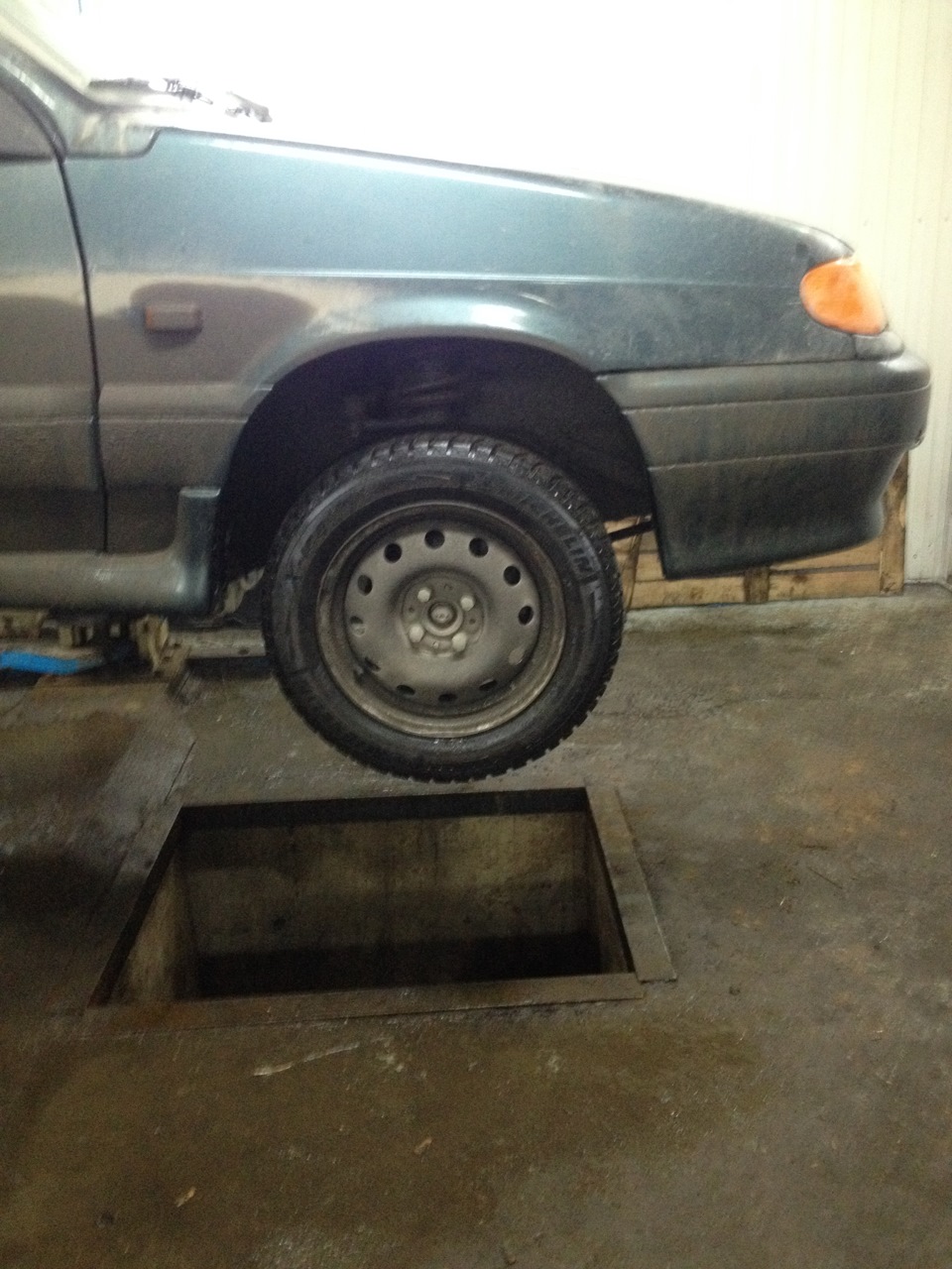 Замена стекол на фарах — Lada 2113, 1,6 л, 2011 года | визит на сервис ...