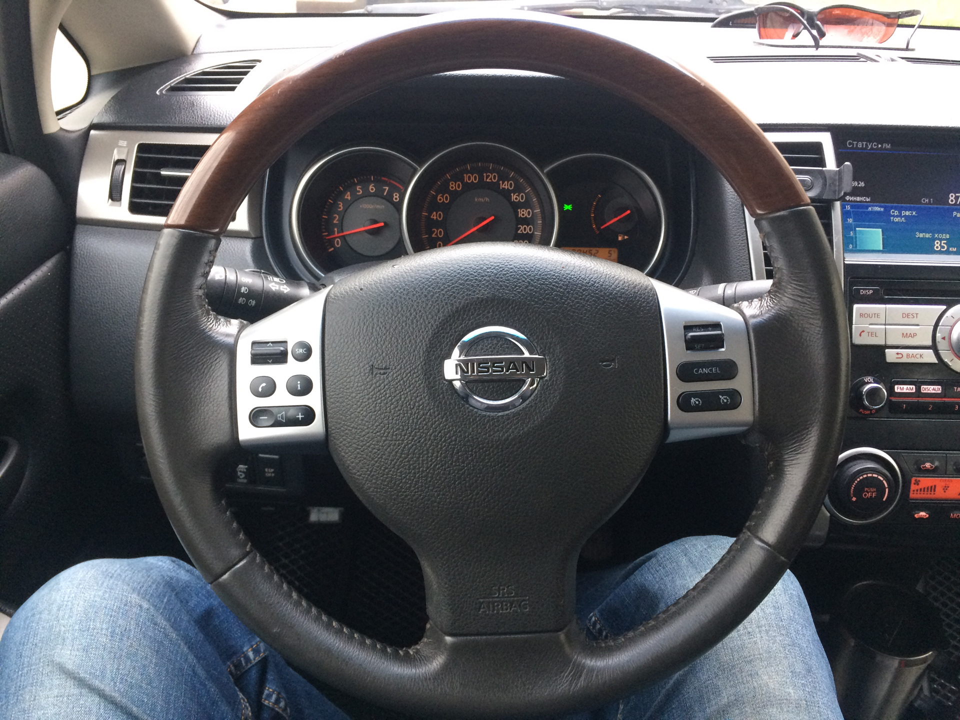 Как снять руль nissan tiida Меняю рули как перчатки)) - Nissan Tiida (1G), 1,6 л, 2007 года аксессуары DRIVE