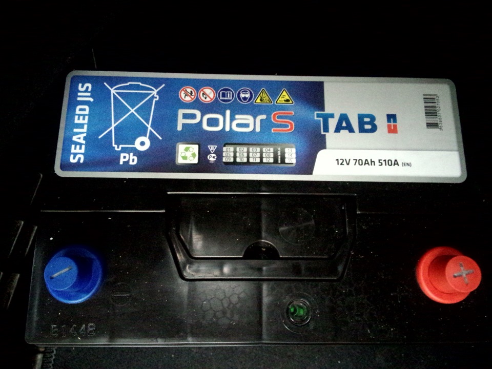 Год изготовления аккумулятора. Аккумулятор tap Polar 75 даиа изговления. Дата выпуска аккумулятора Tab Polar. Аккумулятор автомобильный Tab Polar s 55r. Аккумулятор Tab Polar 60 расшифровка даты выпуска.