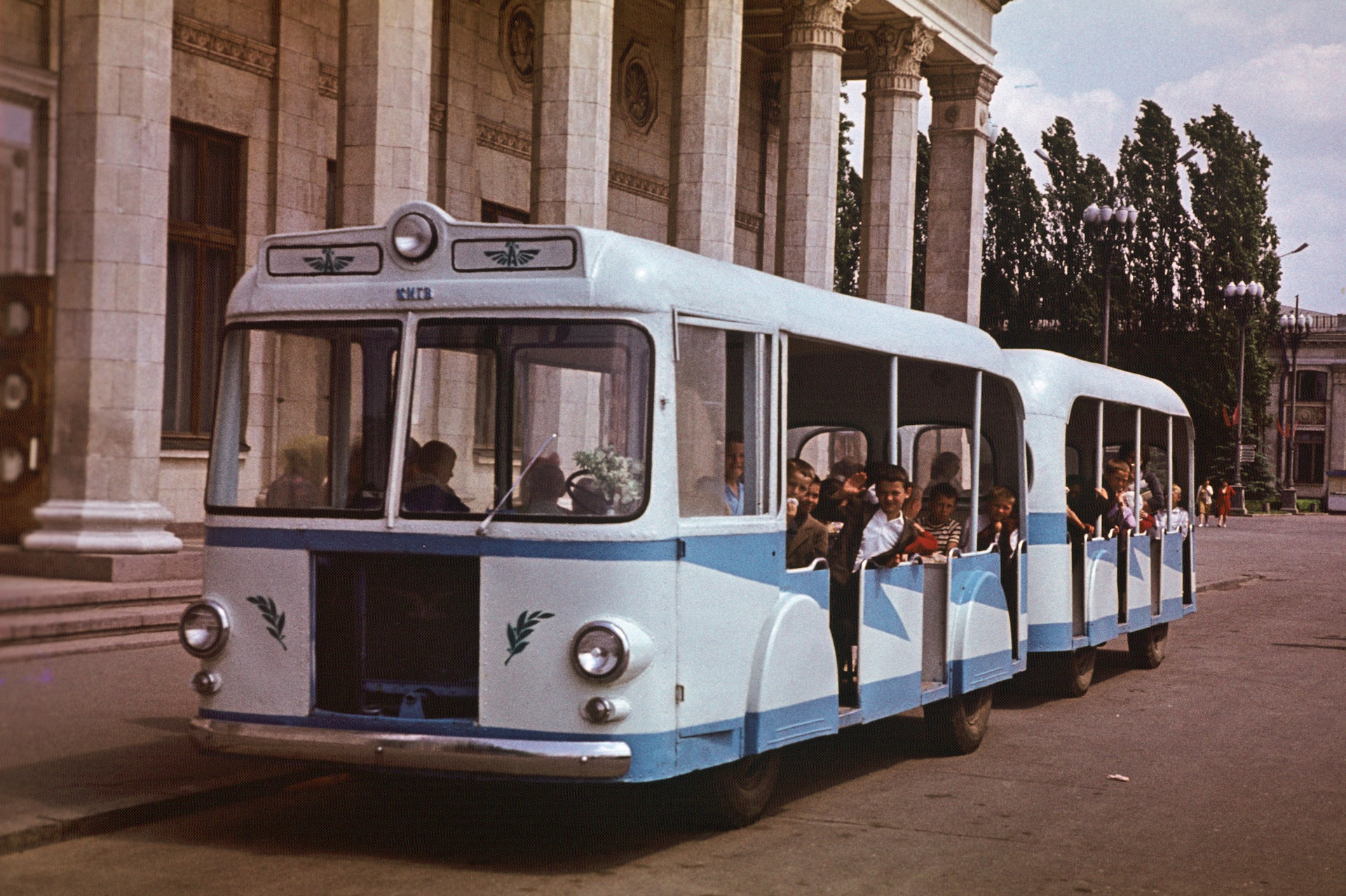 транспорт москвы старые