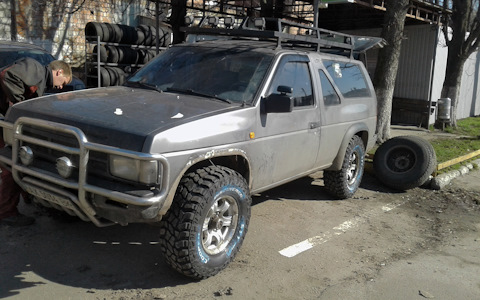 Диски на террано 1. 7. Диски ниссан террано 2. Диски nissan terrano r16. Ниссан террано 1995.