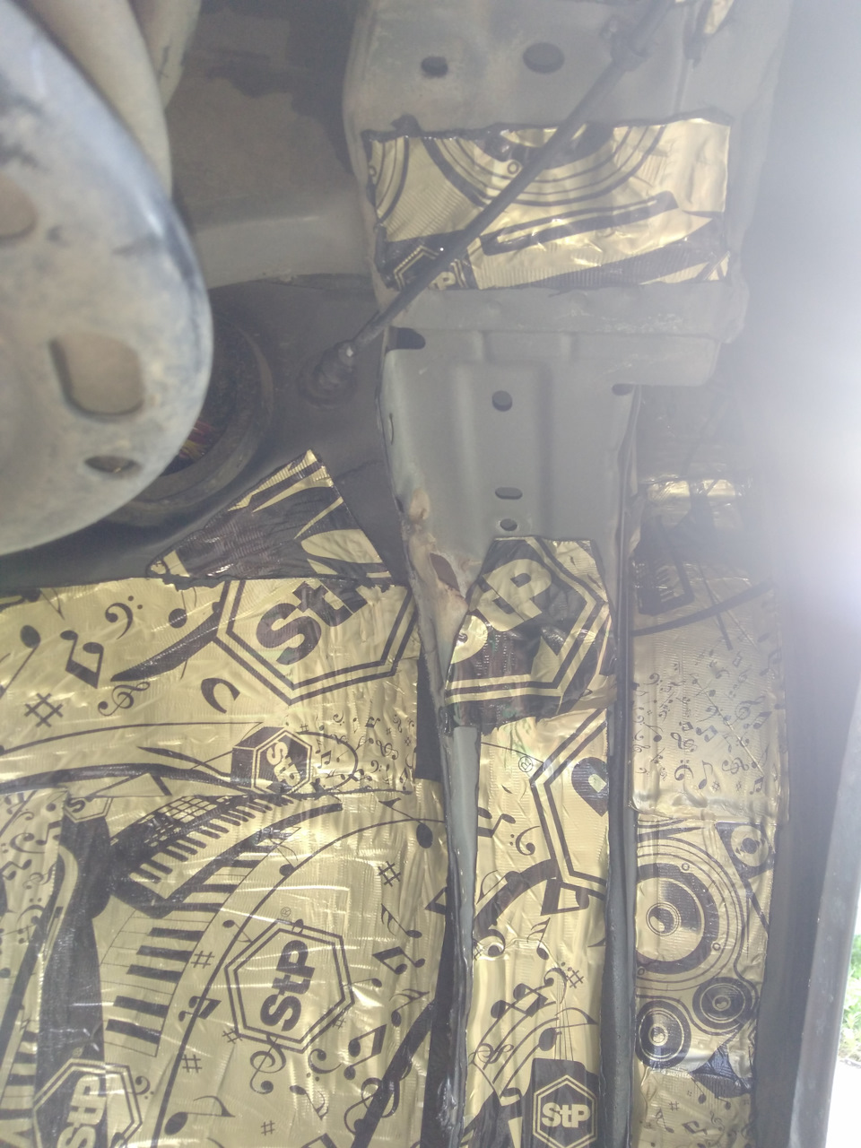 Шумоизоляция арок снаружи — Nissan Teana (J32), 2,5 л, 2012 года ...