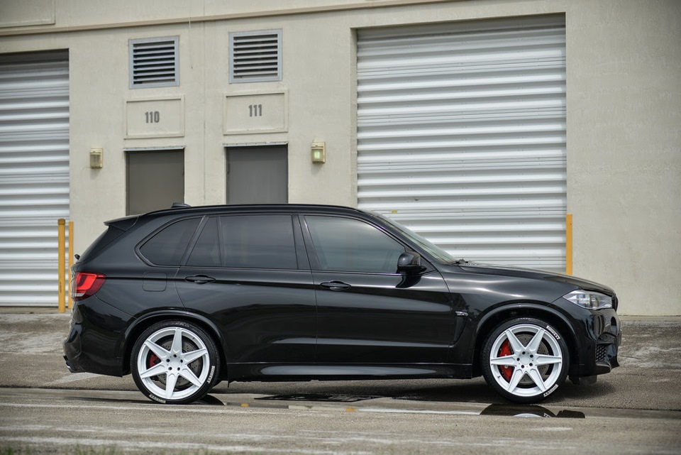 BMW x5 g05 r22