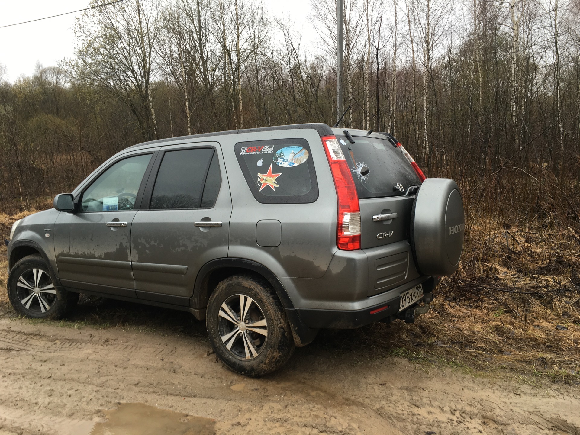 открыли дачный сезон — Honda CR-V (RD4/RD5/RD6/RD7), 2 л, 2006 года ...