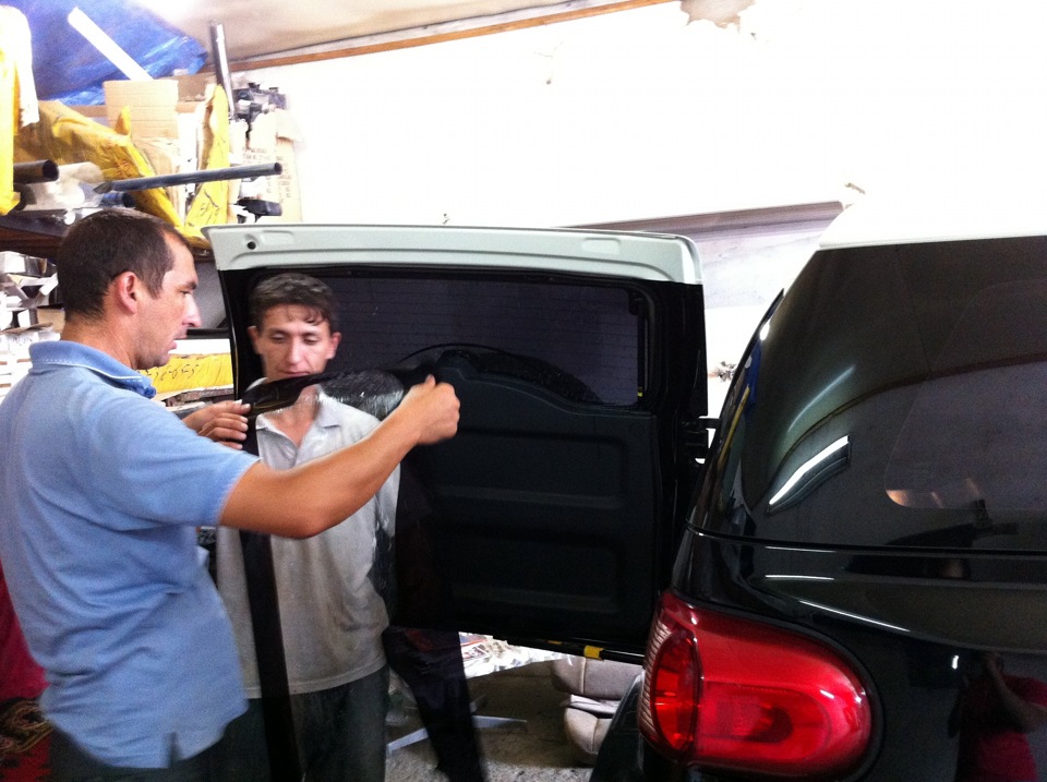 Тонировка заднего стекла — Toyota FJ Cruiser, 4 л, 2010 года ...
