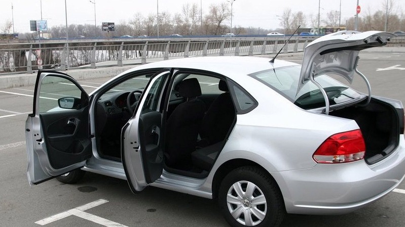 Залипает педаль газа — Volkswagen Polo Sedan, 1,6 л, 2011 года | визит ...