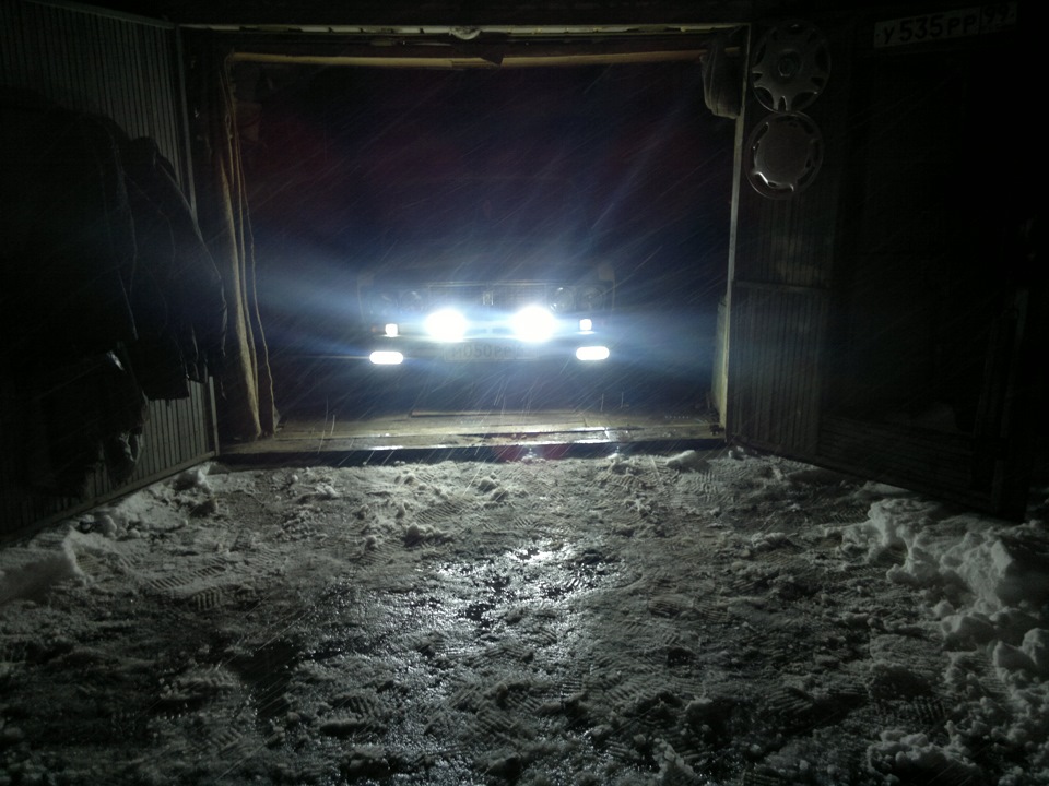 Противотуманки ходовые огни и дальний свет — Lada 21065, 1,5 л, 1997 ...