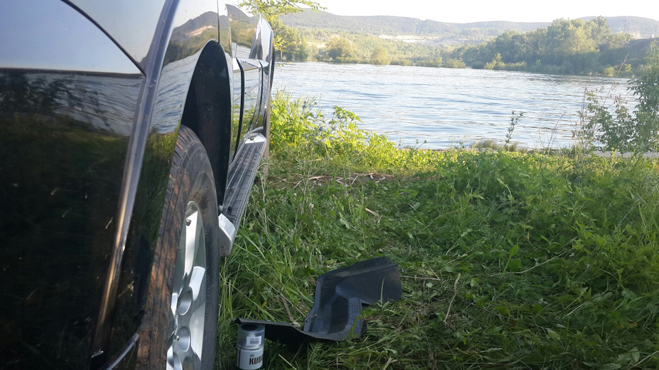 Заливная горловина — Mitsubishi Pajero (4G), 3 л, 2013 года | своими ...