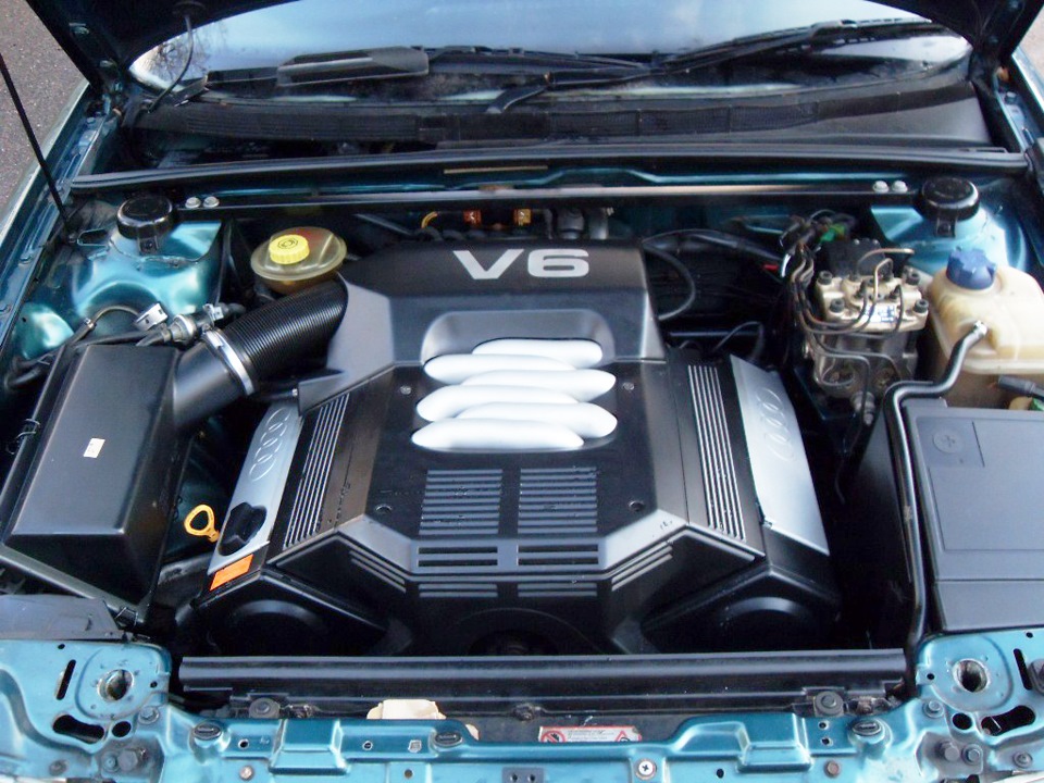 Двигатели audi 2.8. Audi 80 b4 v6 2.6. Ауди 80 двигатель 2.8. Мотор 2,6 Ауди. Двигатель Ауди v6 2.8.