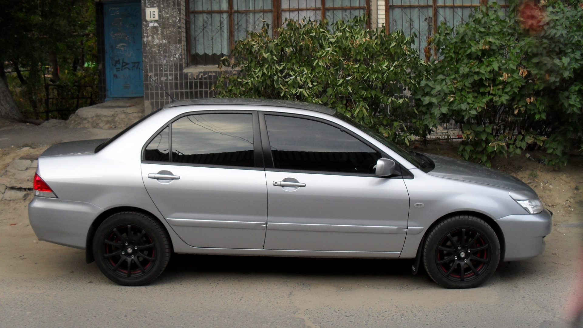 Mitsubishi Lancer IX 1.6 бензиновый 2004 | My Silver Passion на DRIVE2