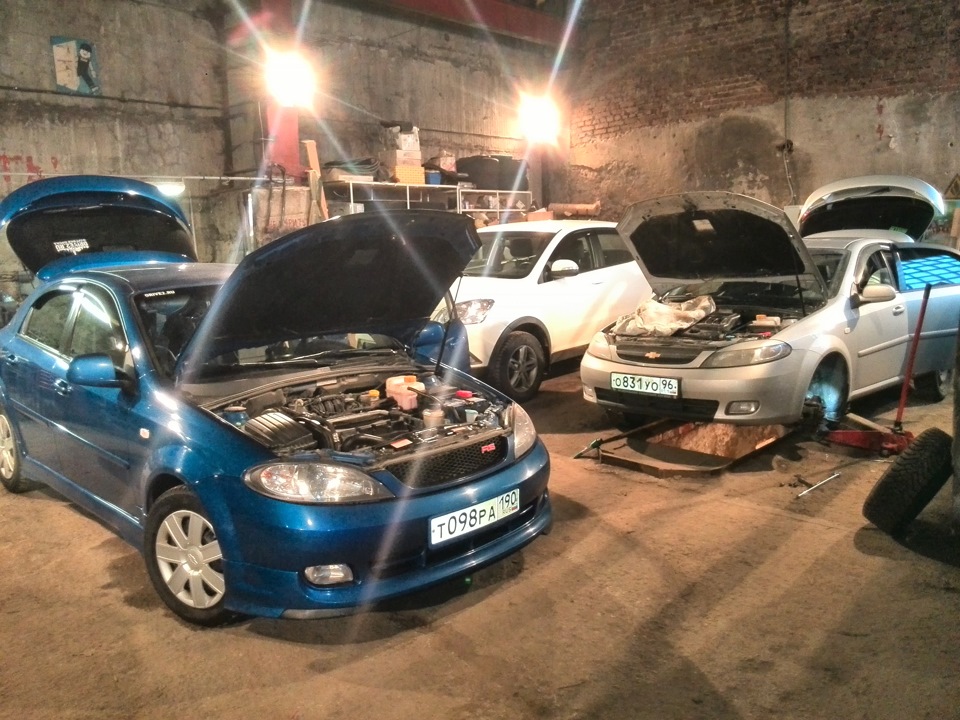 Сергиево Посадский West Coast Customs — Chevrolet Lacetti 5D. Запчасти на фото: 0831V0