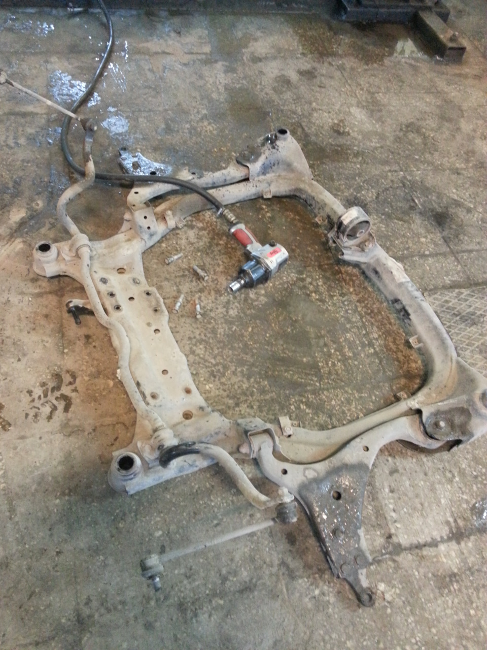 Капролоновая втулка рулевой рейки киа сид