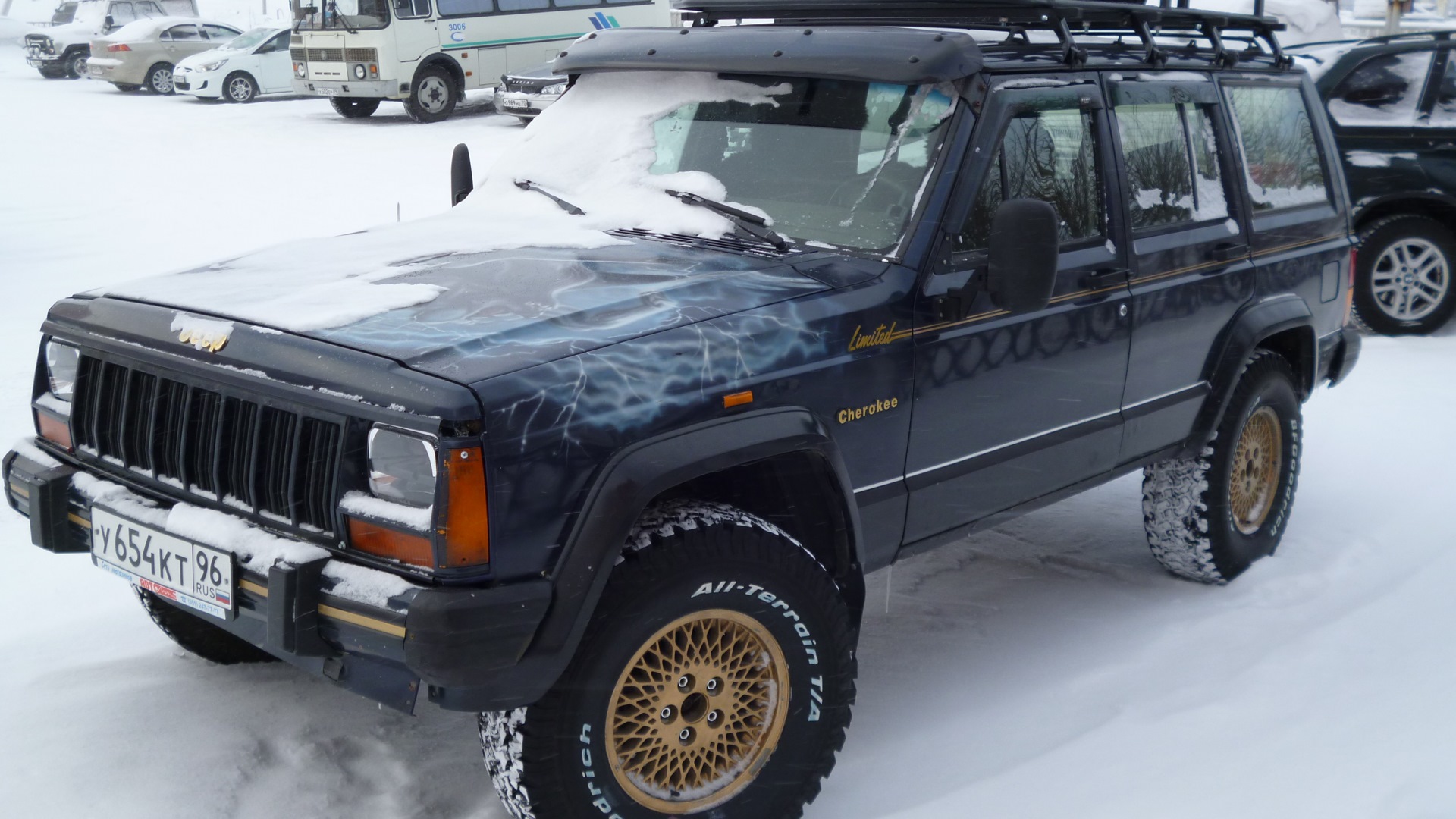 Jeep Cherokee XJ 4.0. Джип Чероки кирпич. Джип Гранд Чероки кирпич. Джип Чероки старый кузов.