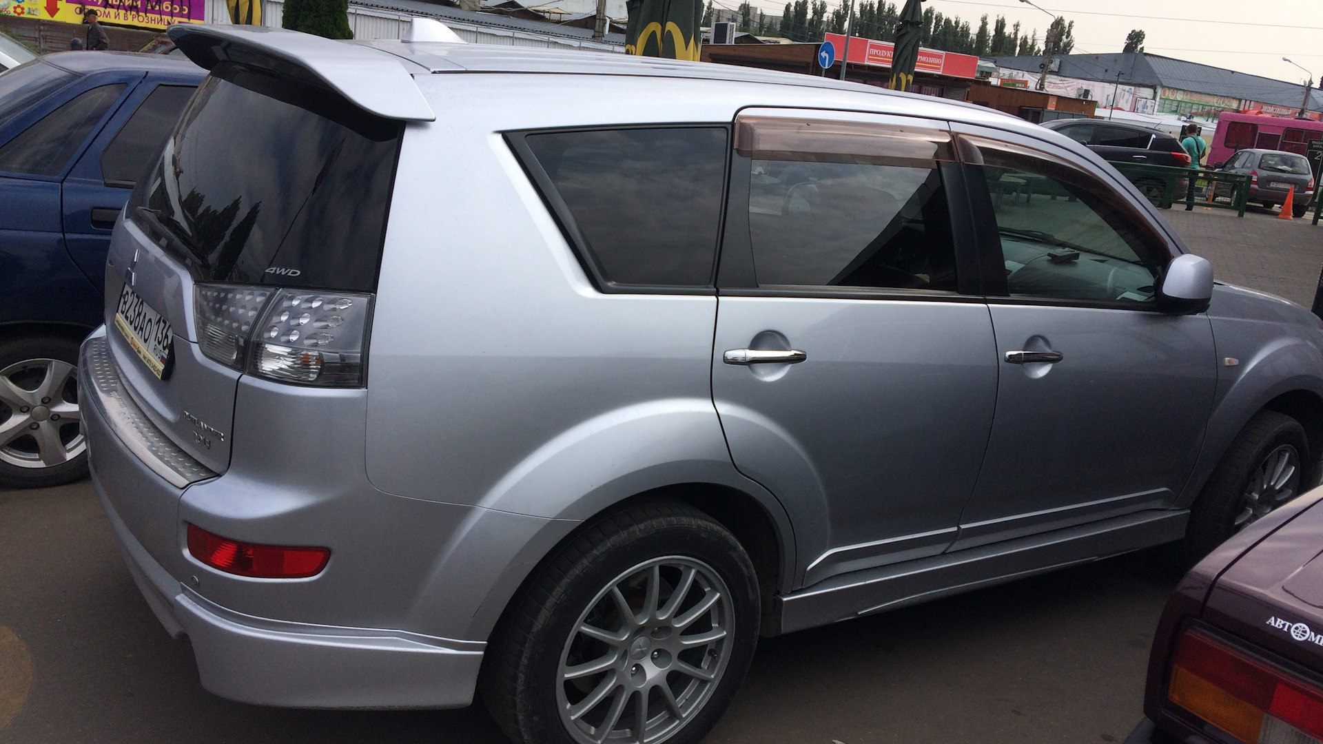 mitsubishi outlander 3 спойлер