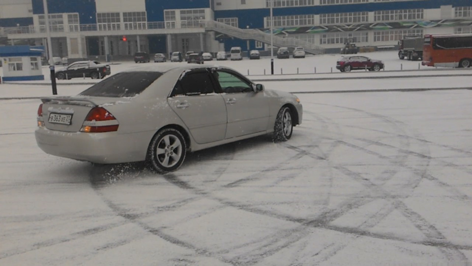 Фото в бортжурнале Toyota Mark II (110)