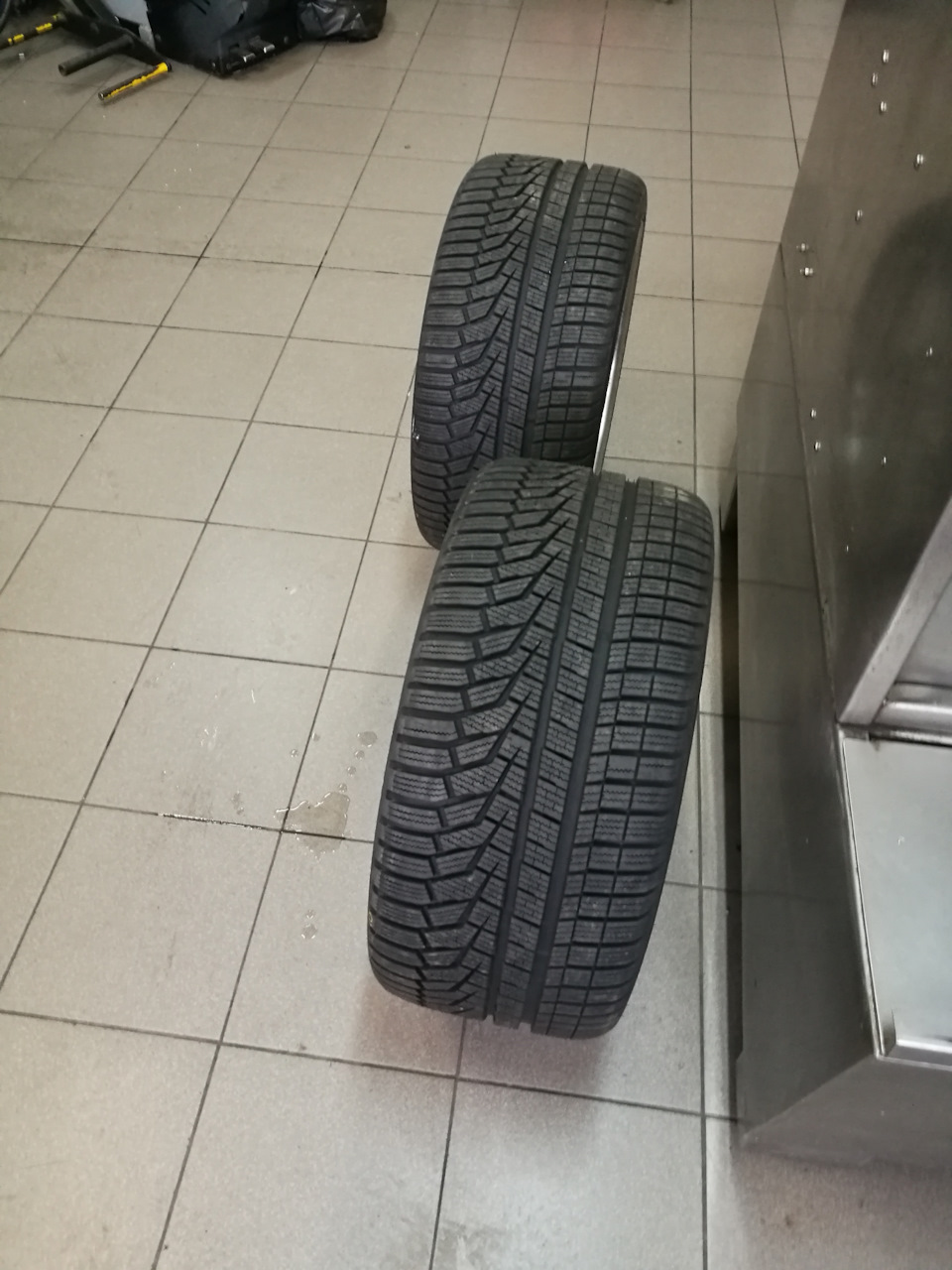 Первый выезд за полтора года и шиномонтаж — Mercedes-Benz E-class (W210 ...