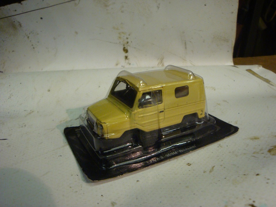 Приятные пустячки 4. Свет в смотровой яме. — ЛуАЗ 969, 1,5 л, 1986 года ...