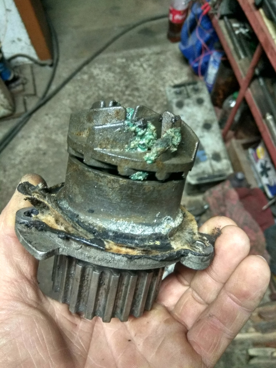 Тосол пол года 🤔🤔 — Lada 2108, 1,3 л., 1987 года | своими руками | DRIVE2