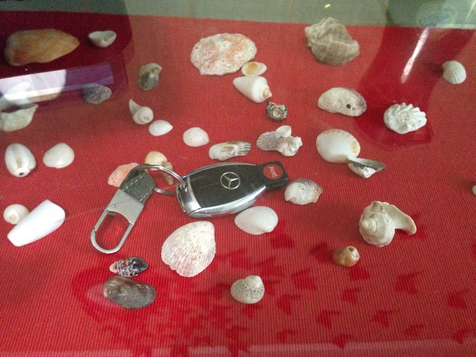 Батарейки в ключ — Mercedes-Benz C-class (W203), 2,6 л, 2005 года ...