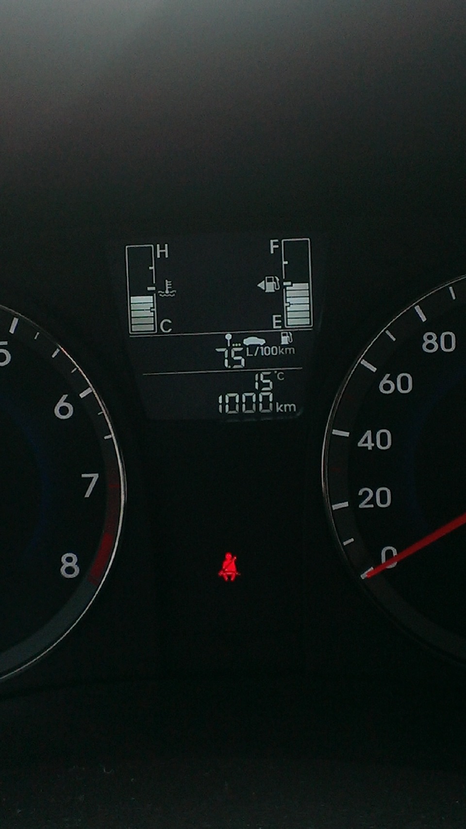 Первая 1000 км — Hyundai Solaris (1G), 1,4 л, 2015 года | наблюдение ...
