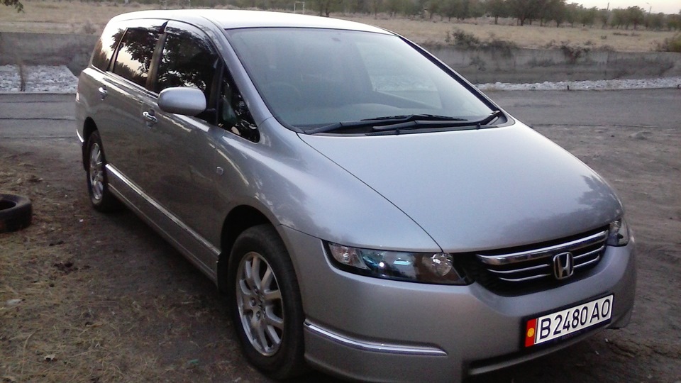 Хонда одиссей 3. Honda Одиссей 3 поколения. Honda Odyssey 3 поколение 2006. Одиссей Хонда 8 поколение.