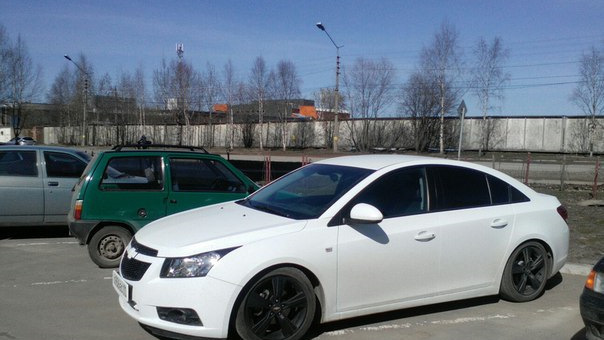 Chevrolet Cruze белый матовый