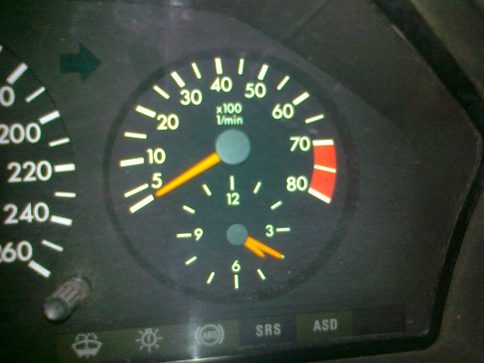 Лишняя приборка — Mercedes-Benz E-Class (W124), 3,2 л, 1995 года ...