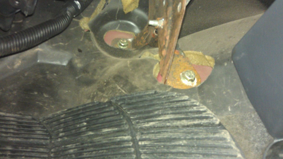 Фото в бортжурнале Nissan Almera II (N16)