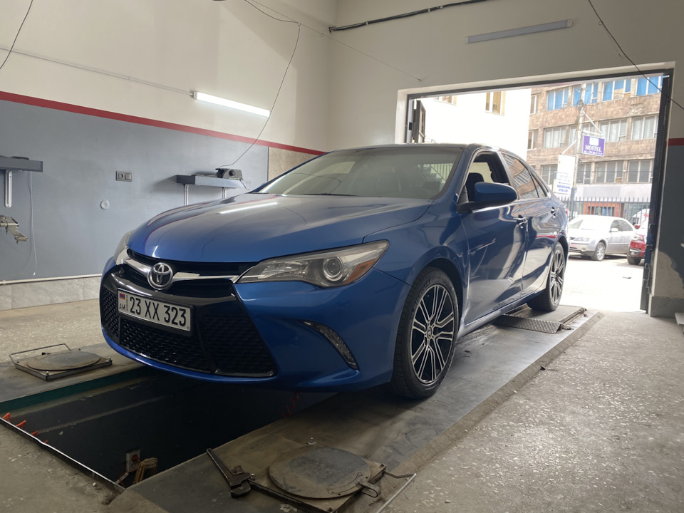 Замена сайлентов передных рычагов — Toyota Camry (XV50), 2,5 л, 2016 ...