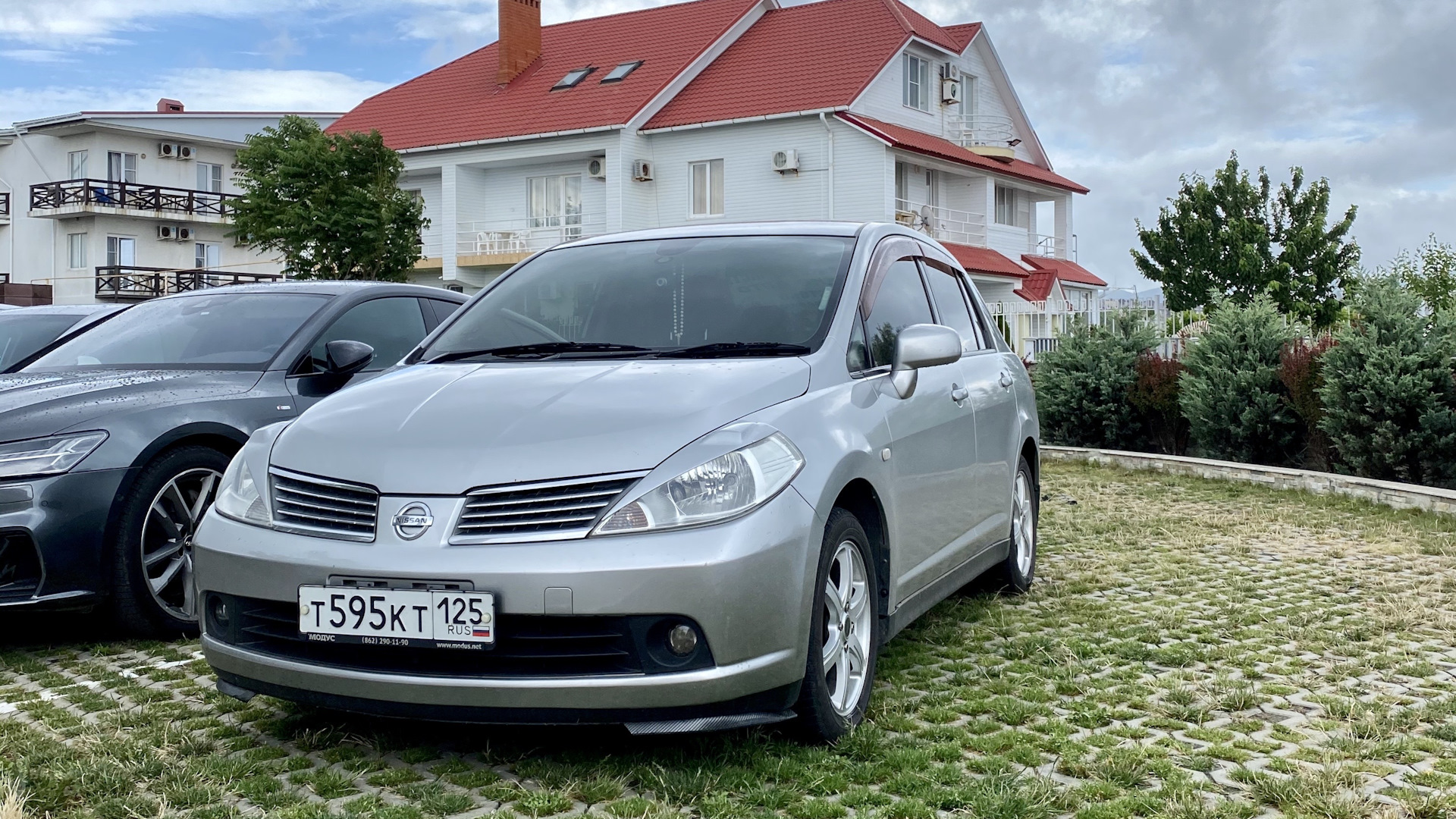 Nissan Tiida (1G) 1.5 бензиновый 2005 | Latio на DRIVE2