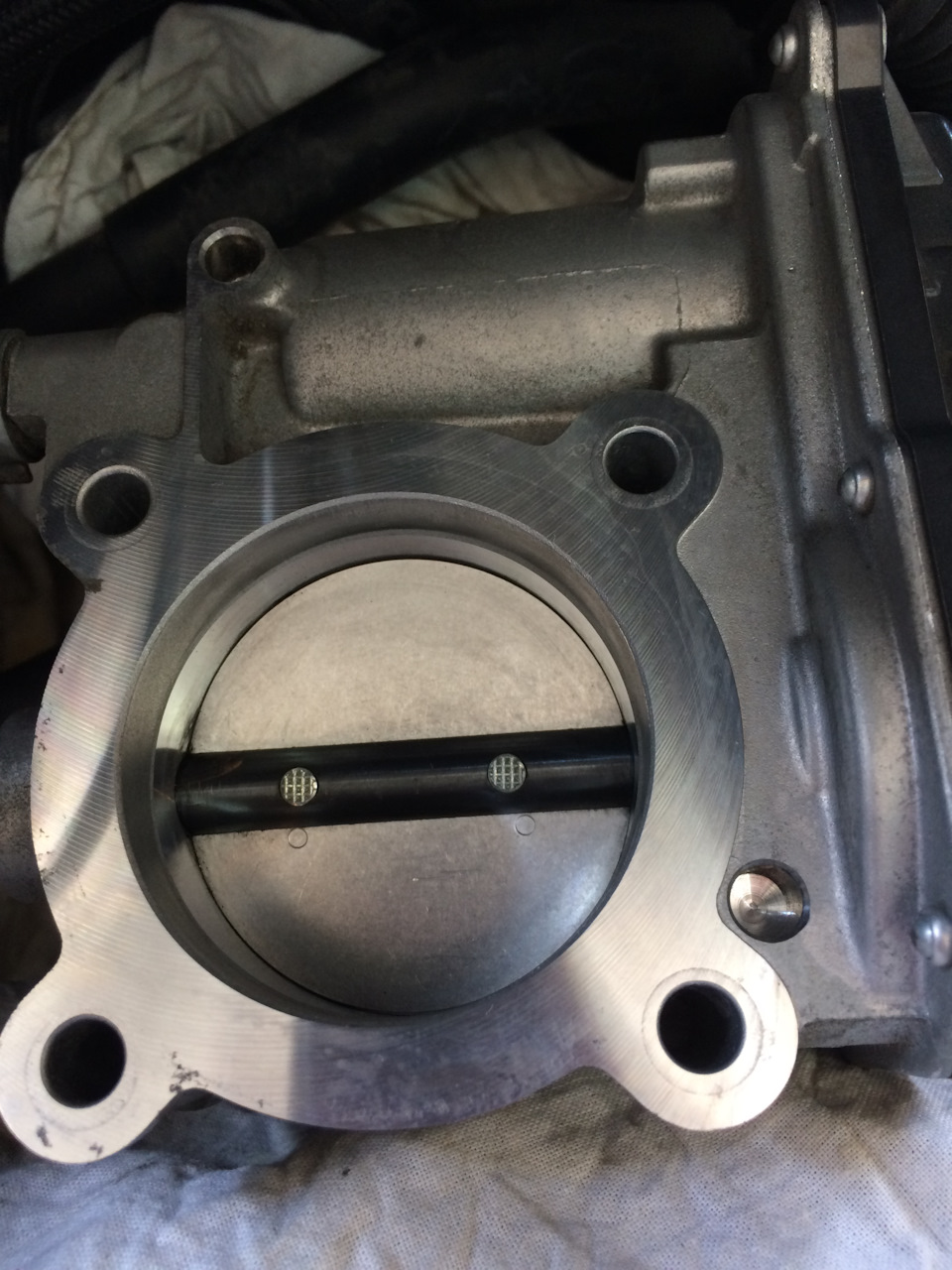 Как чистить дроссель. Пошаговая инструкция. — Toyota Prius (50), 1,8 л ...