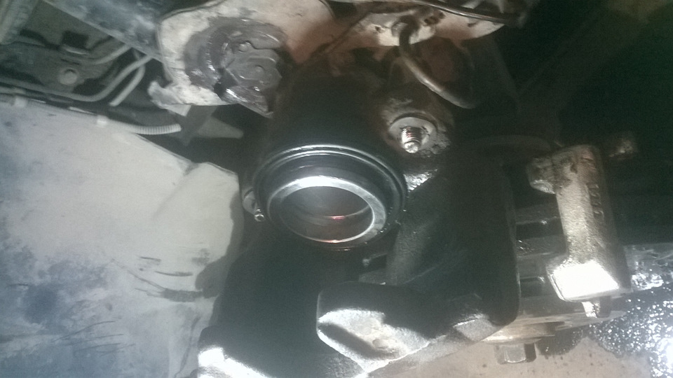 замена тормозного цилиндра суппорта, манжеты и пыльника — Volkswagen ...