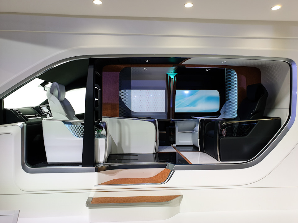 Замена передних тормозных колодок, замена контрольных ламп приборной ...