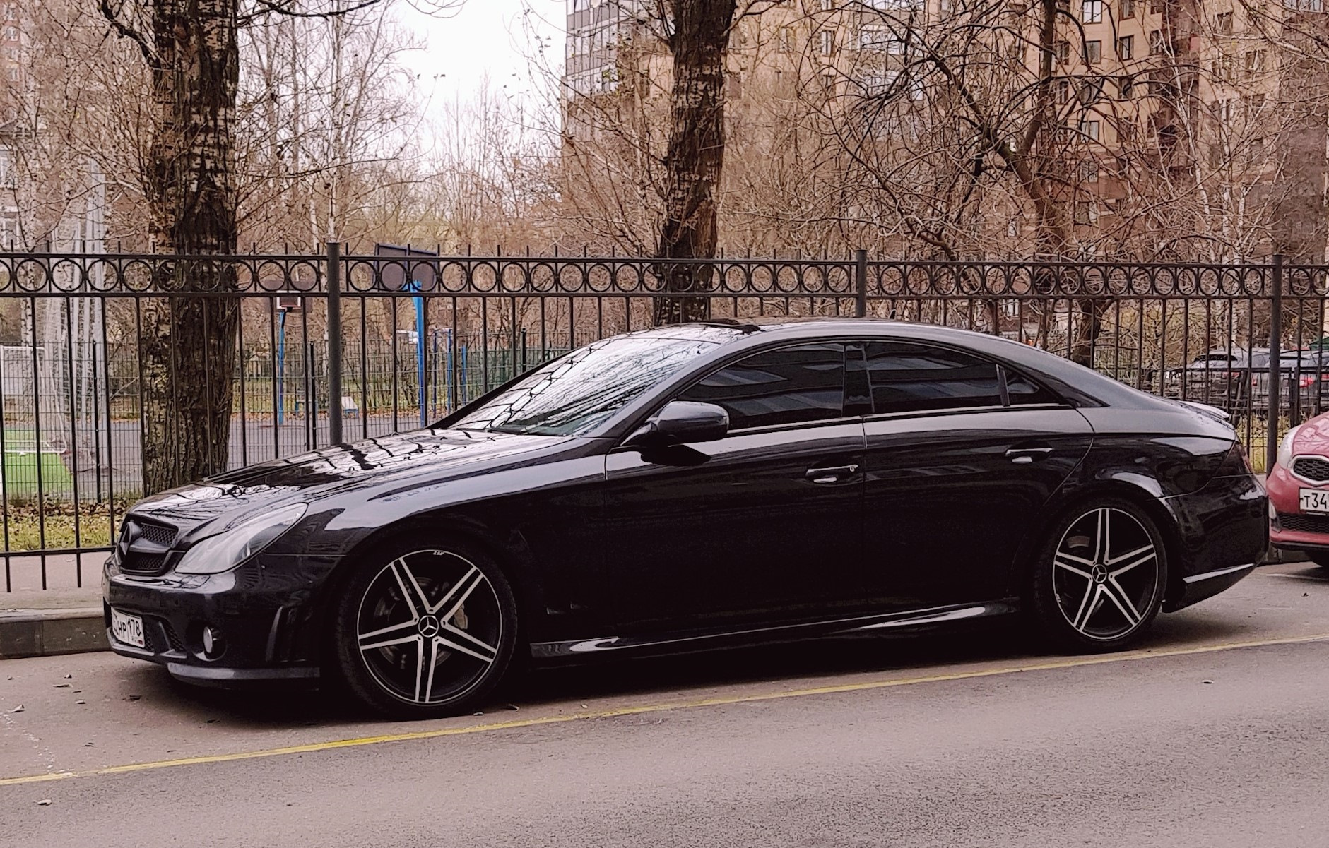 96 черный цвет. Mercedes CLS 350 2008. CLS Mercedes 2008 3.5. Мерседес CLS 350 черный диски. ЦЛС 5.3.